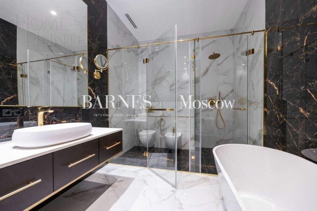 2-этажный коттедж 995 м² с отделкой