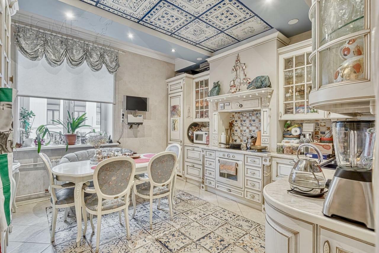 4-КОМН. КВАРТИРА С ОТДЕЛКОЙ 149.7 М² НА 2 ЭТАЖЕ