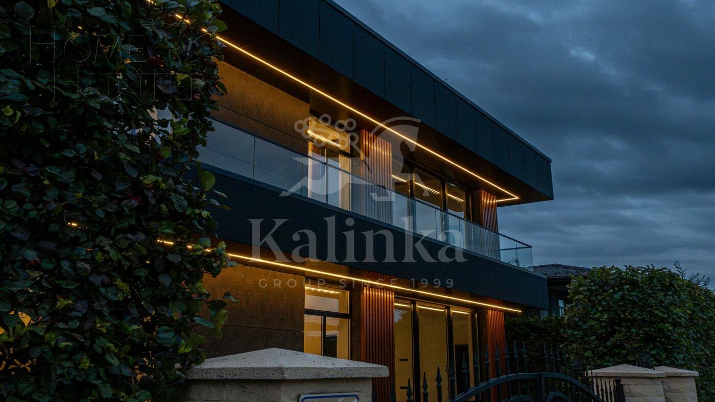 3-этажный коттедж 1 223 м² без отделки