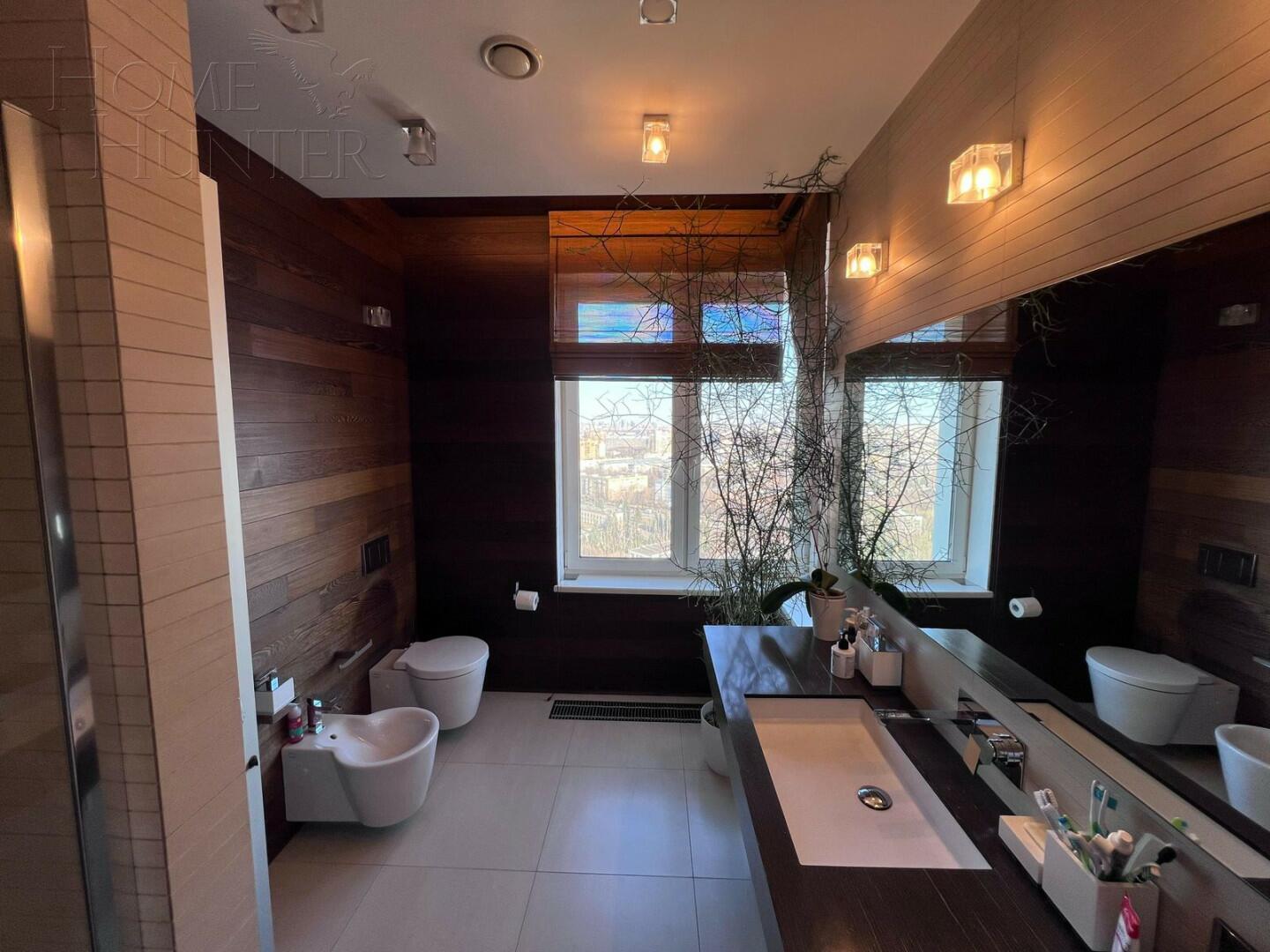 5-КОМН. КВАРТИРА С ОТДЕЛКОЙ 202.9 М² НА 26 ЭТАЖЕ