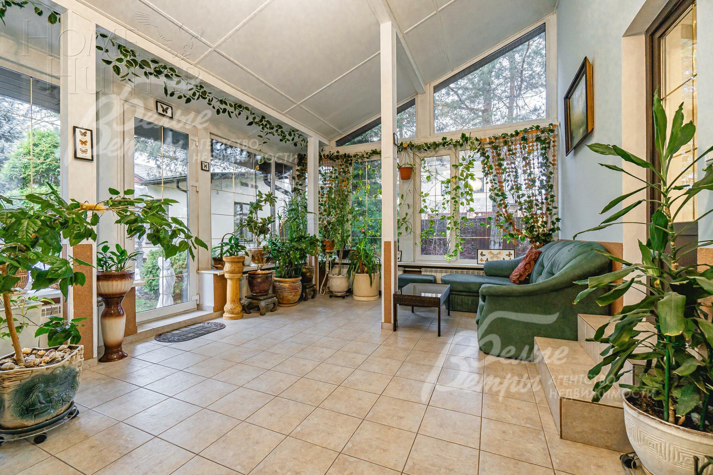 2-этажный коттедж 450 м² с отделкой