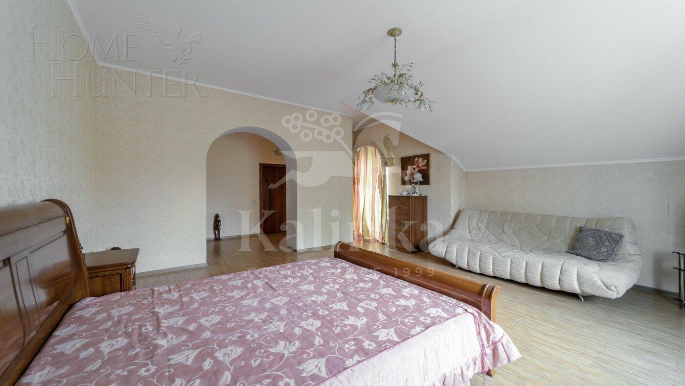 2-этажный коттедж 338.5 м² с отделкой