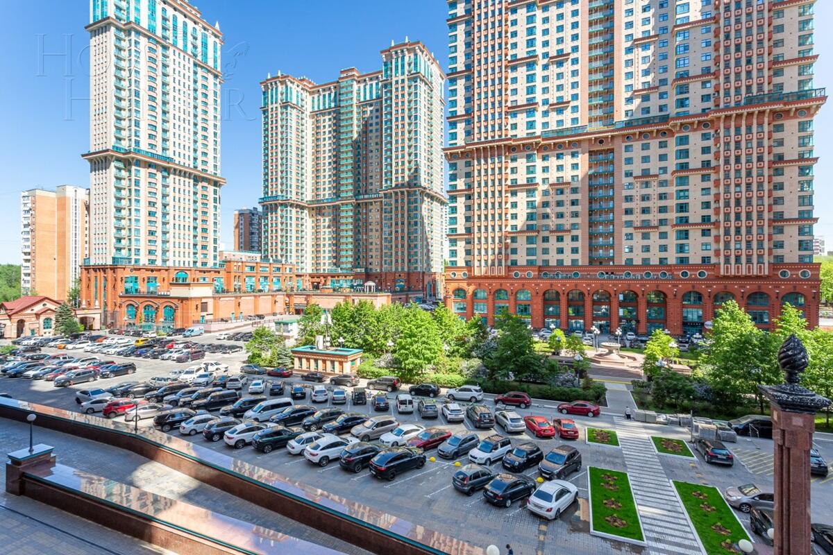 5-КОМН. КВАРТИРА С ОТДЕЛКОЙ 200 М² НА 4 ЭТАЖЕ