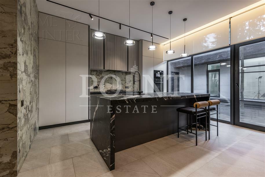 2-этажный коттедж 216 м² с отделкой