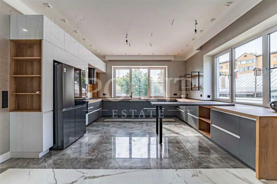 2-этажный коттедж 673 м² с отделкой