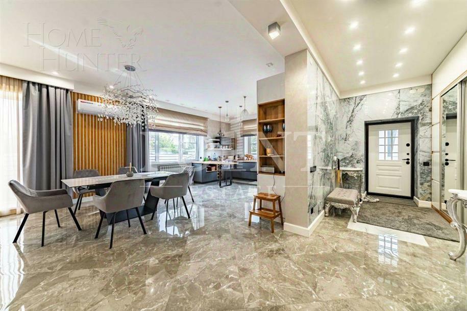 2-этажный коттедж 673 м² с отделкой