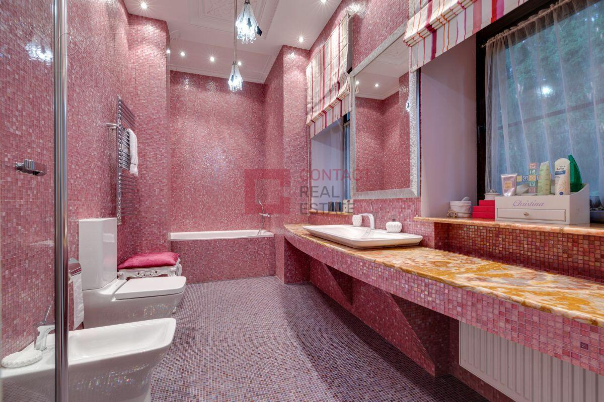 2-этажный коттедж 1 135 м² с отделкой