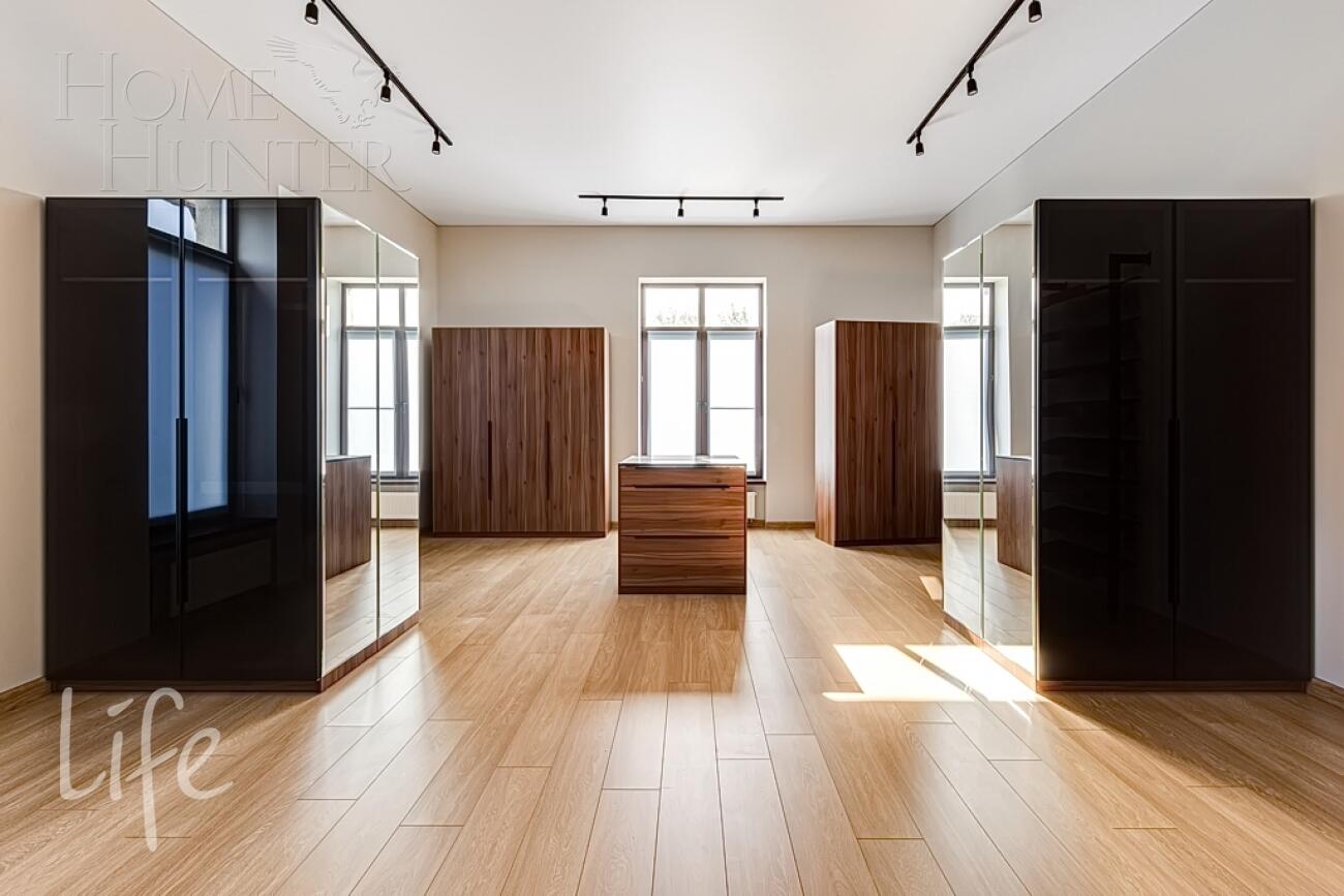 2-этажный коттедж 1 327 м² с отделкой