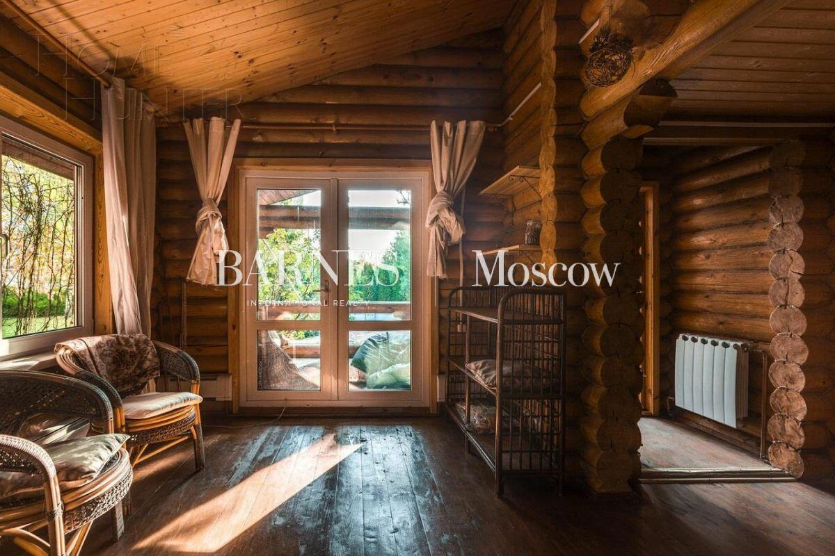 2-этажный коттедж 550 м² с отделкой