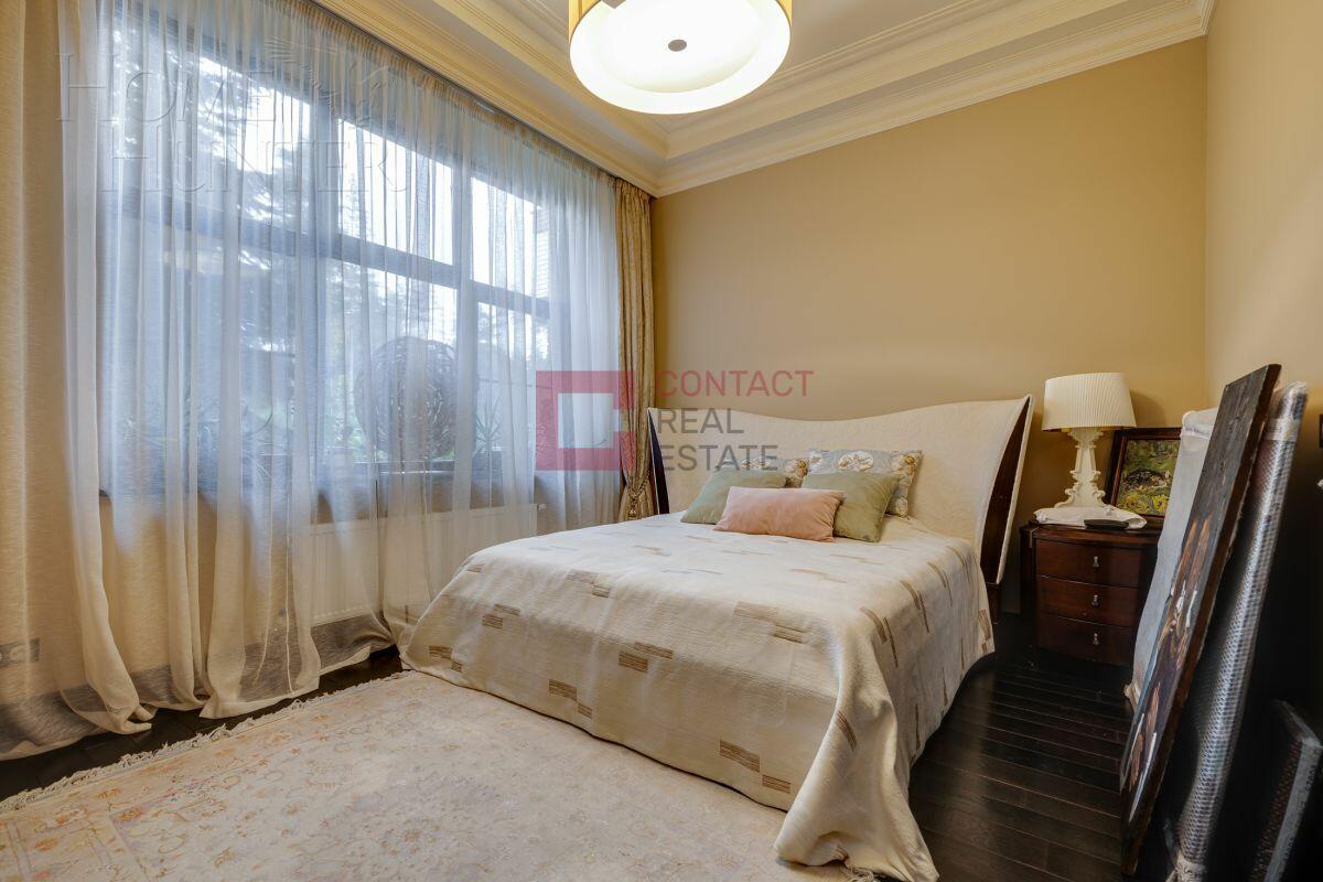 2-этажный коттедж 1 135 м² с отделкой