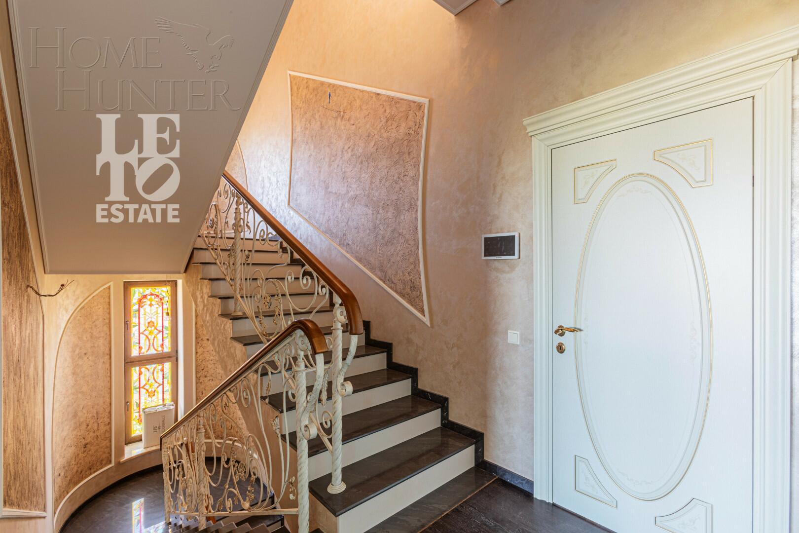 2-этажный коттедж 740 м² с отделкой