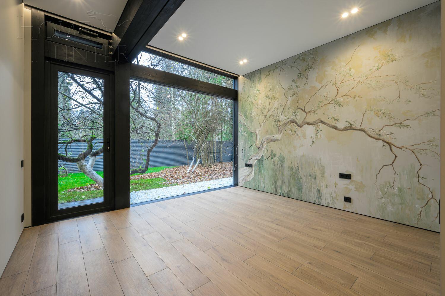 2-этажный коттедж 325 м² с отделкой