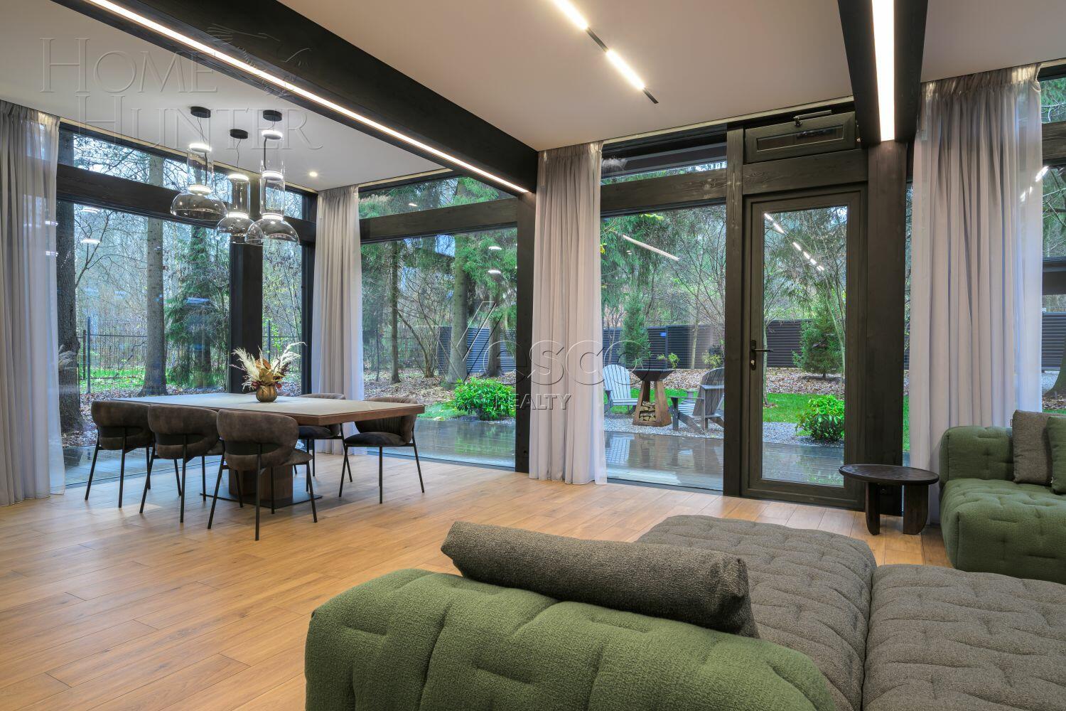 2-этажный коттедж 325 м² с отделкой