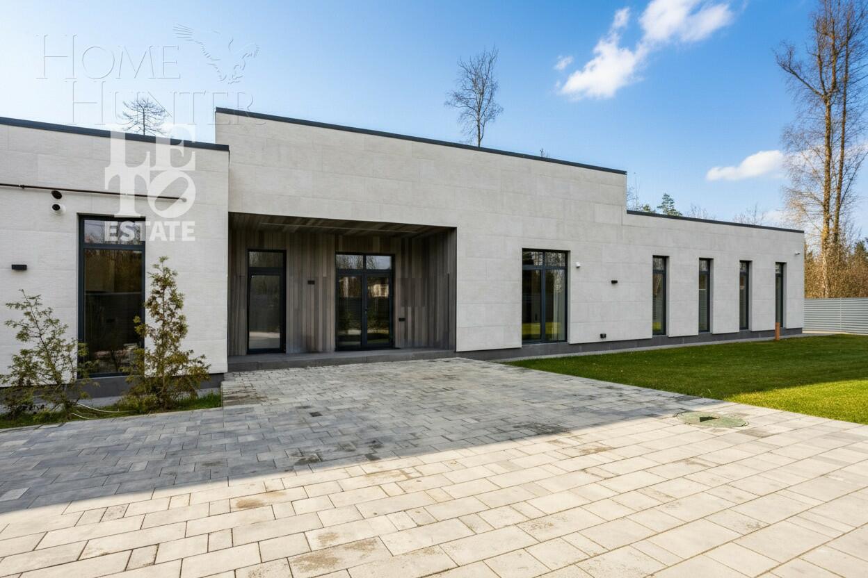 1-этажный коттедж 440 м² с отделкой