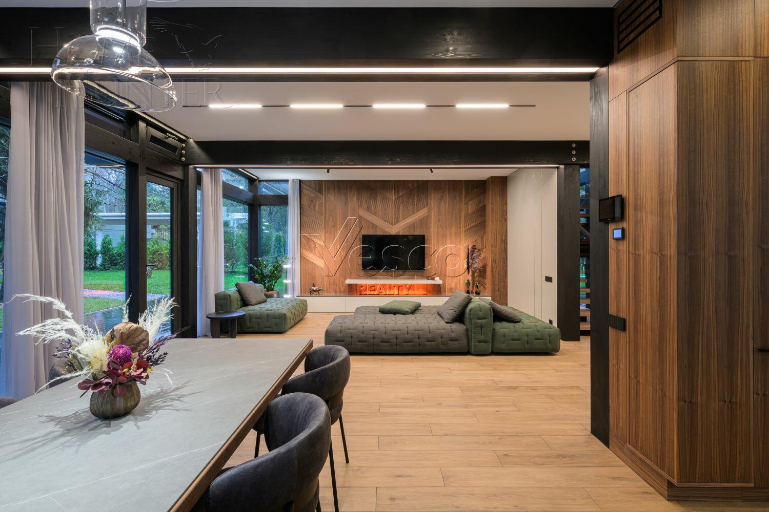 2-этажный коттедж 325 м² с отделкой