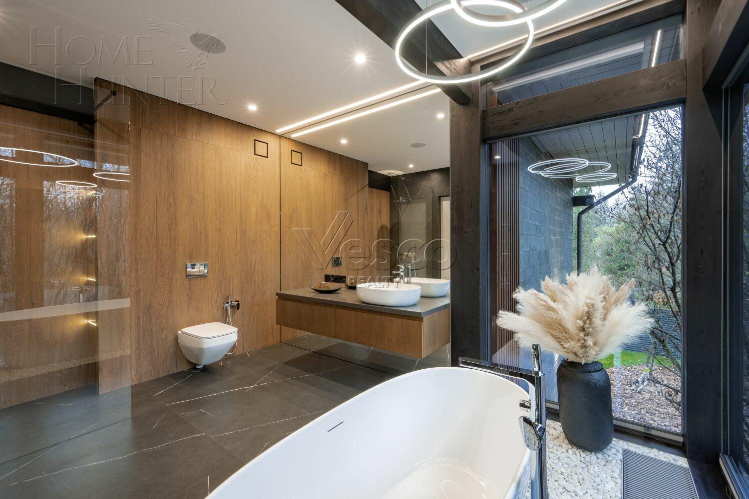 2-этажный коттедж 325 м² с отделкой