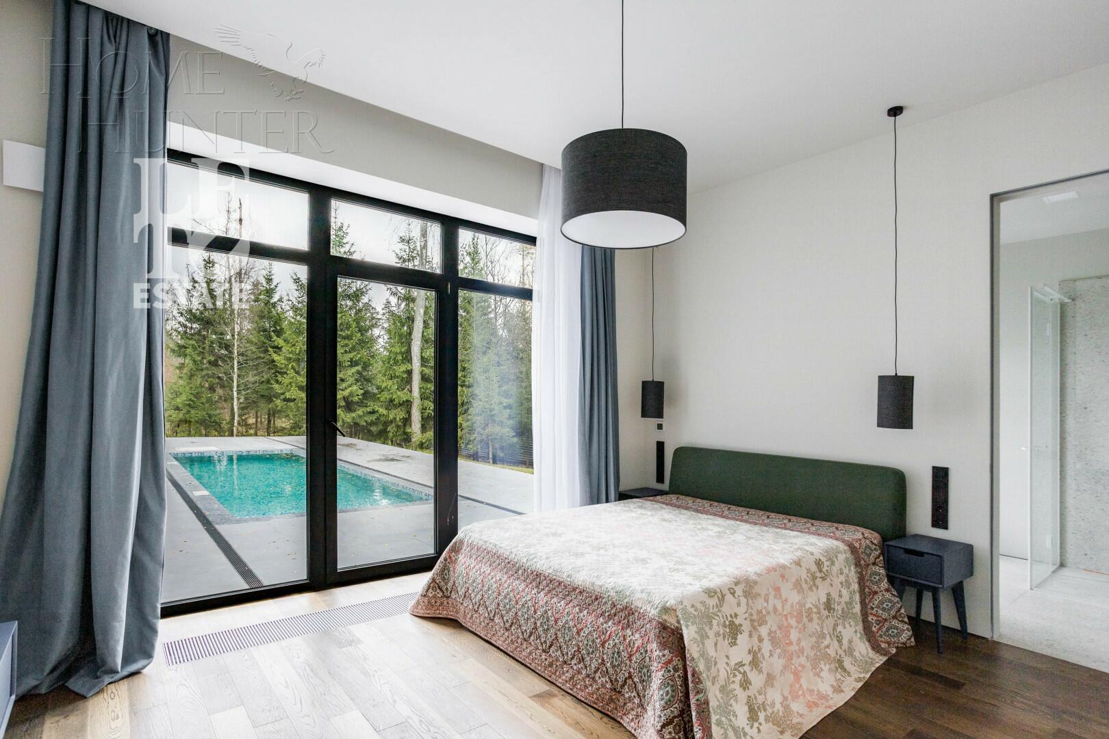 1-этажный коттедж 440 м² с отделкой