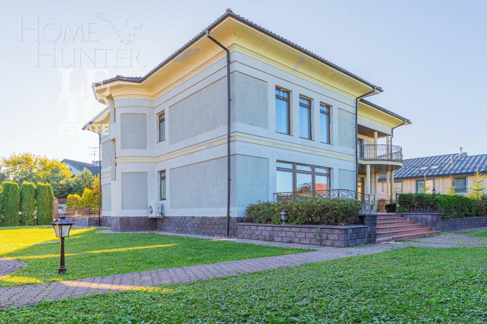 2-этажный коттедж 740 м² с отделкой