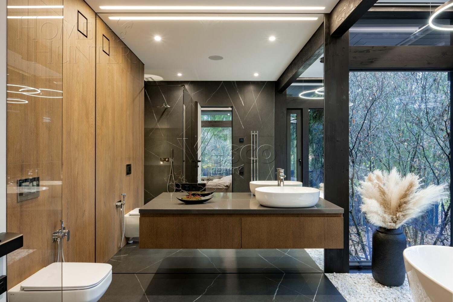 2-этажный коттедж 325 м² с отделкой