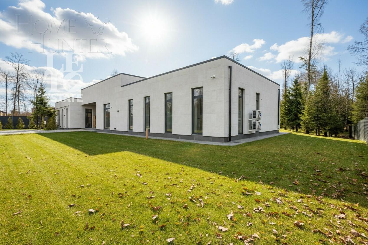 1-этажный коттедж 440 м² с отделкой