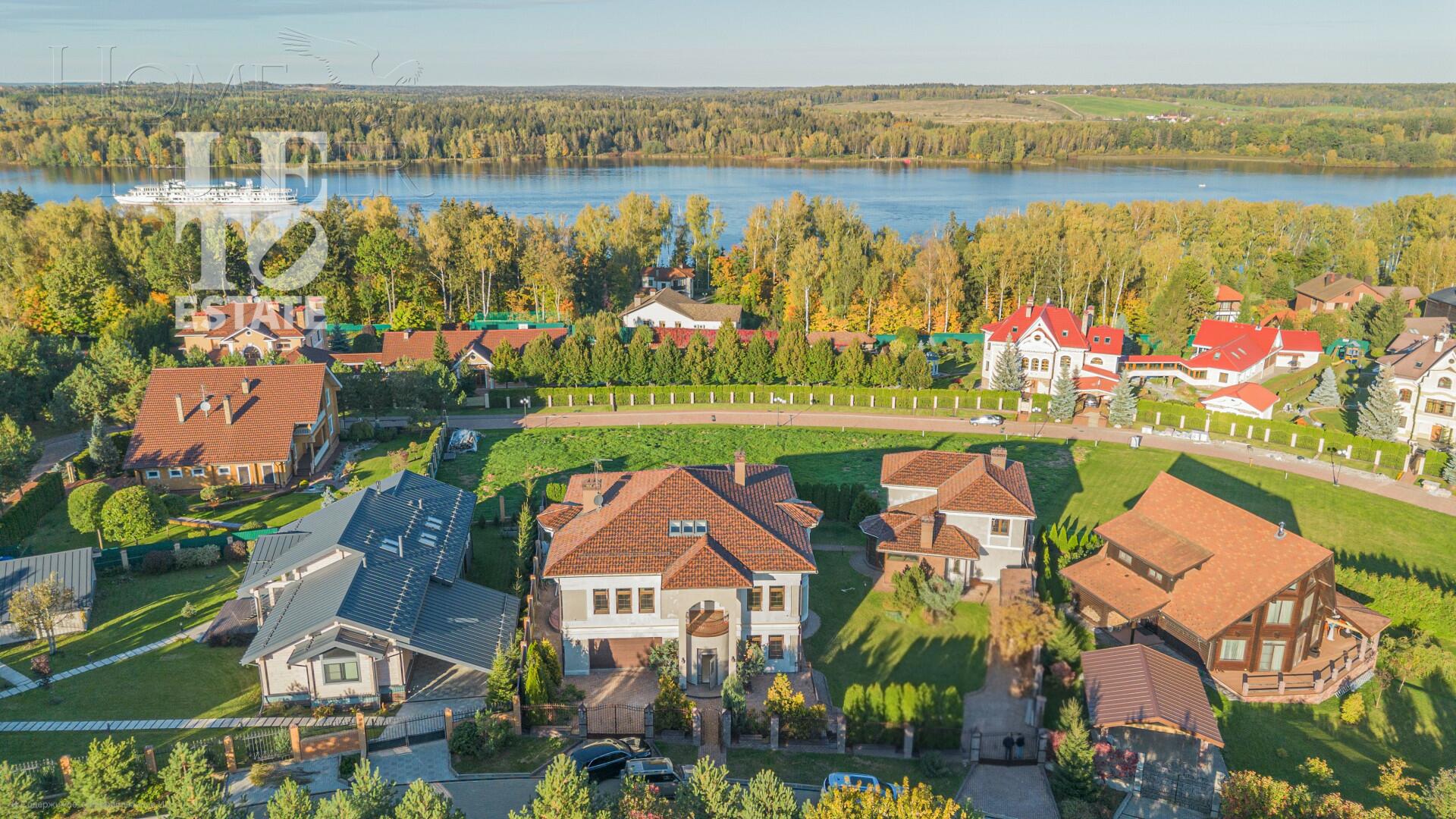 2-этажный коттедж 740 м² с отделкой