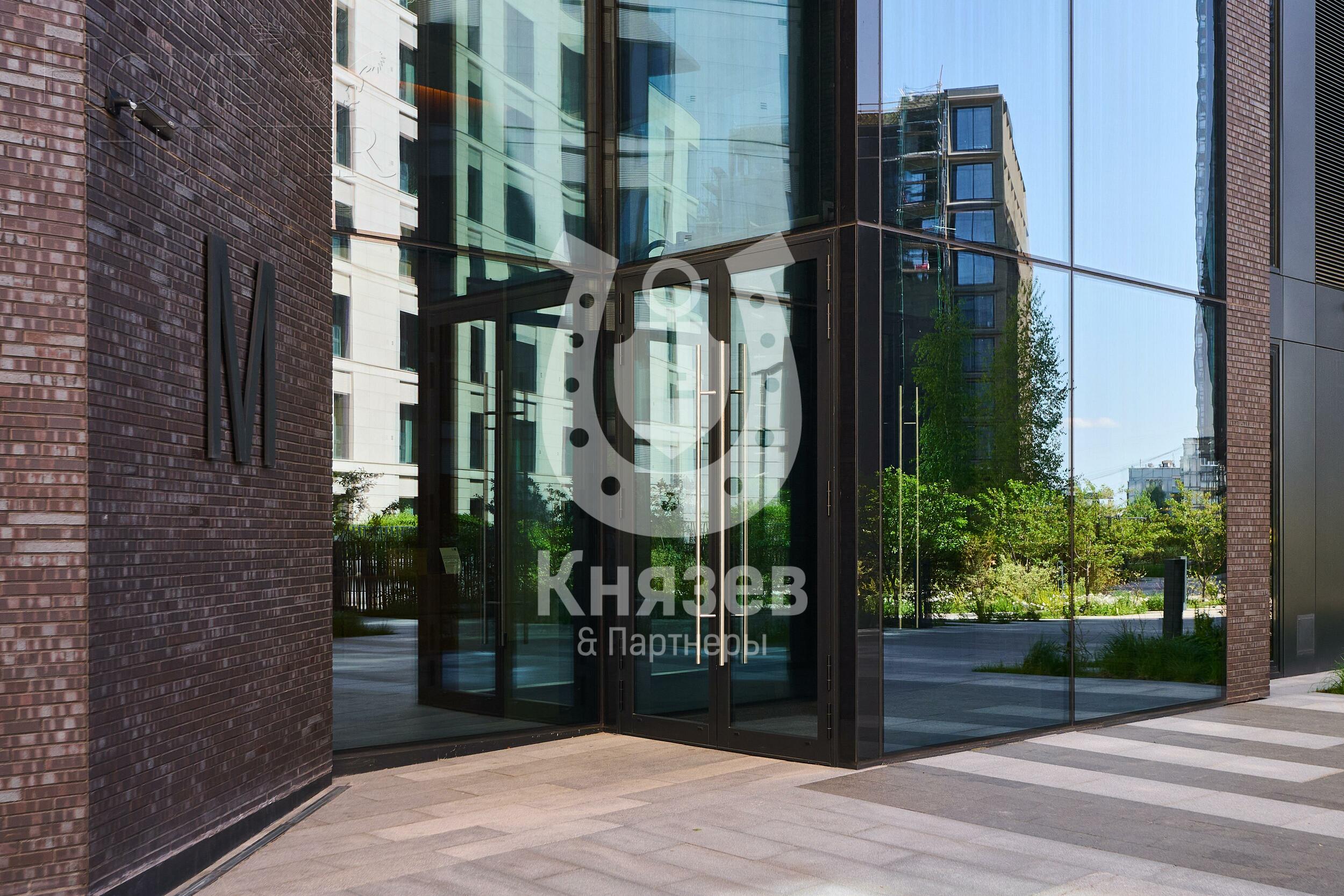 4-КОМН. КВАРТИРА С ОТДЕЛКОЙ 135.5 М² НА 2 ЭТАЖЕ