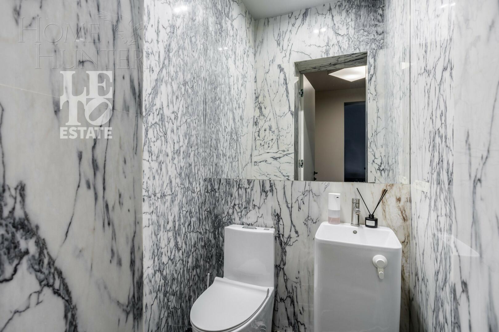 2-этажный коттедж 450 м² с отделкой