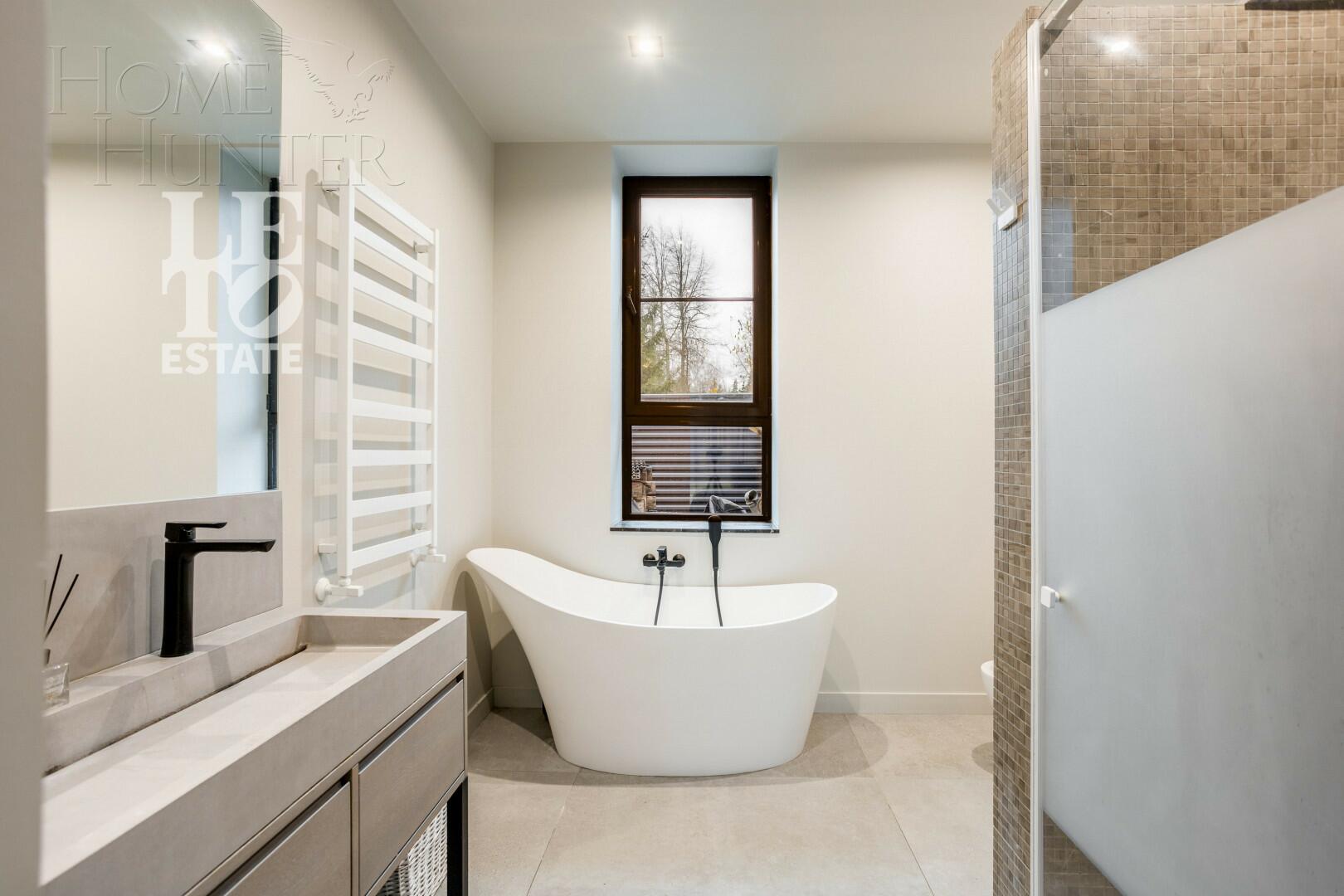 2-этажный коттедж 450 м² с отделкой