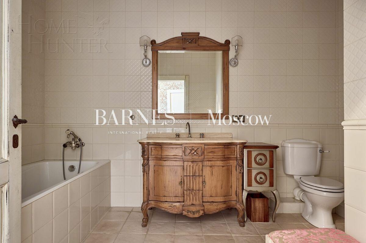 4-КОМН. КВАРТИРА С ОТДЕЛКОЙ 177.6 М² НА 10 ЭТАЖЕ