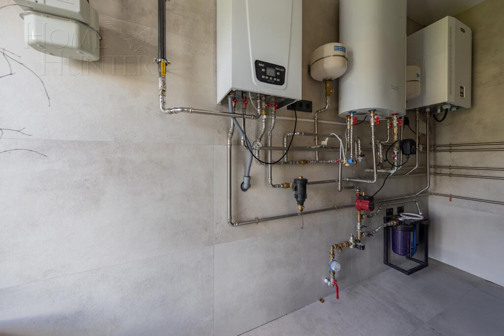 2-этажный коттедж 300 м² с отделкой