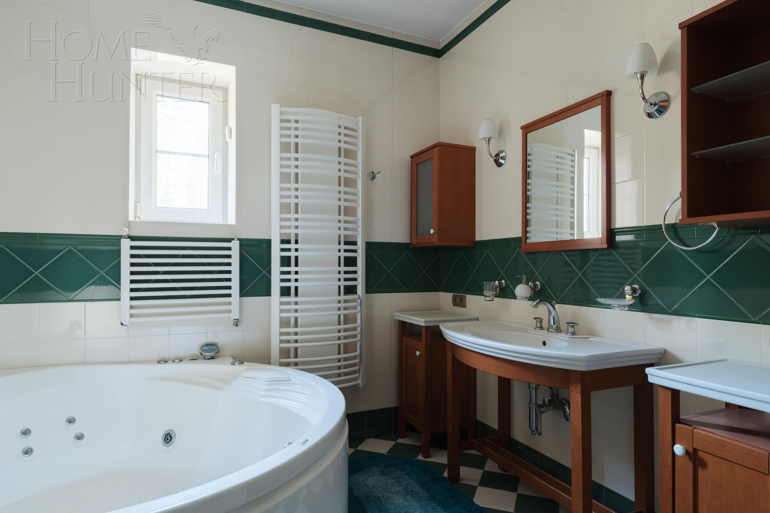 2-этажный коттедж 444 м² с отделкой