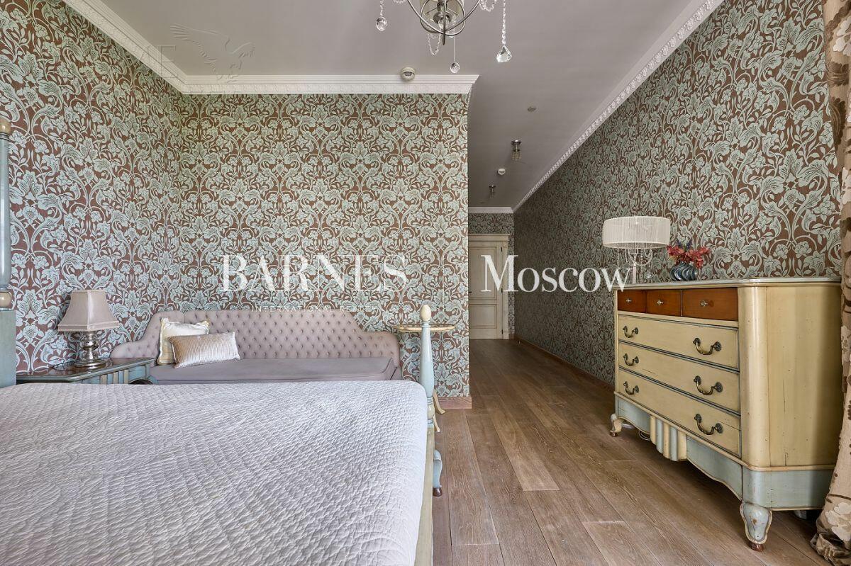 4-КОМН. КВАРТИРА С ОТДЕЛКОЙ 177.6 М² НА 10 ЭТАЖЕ