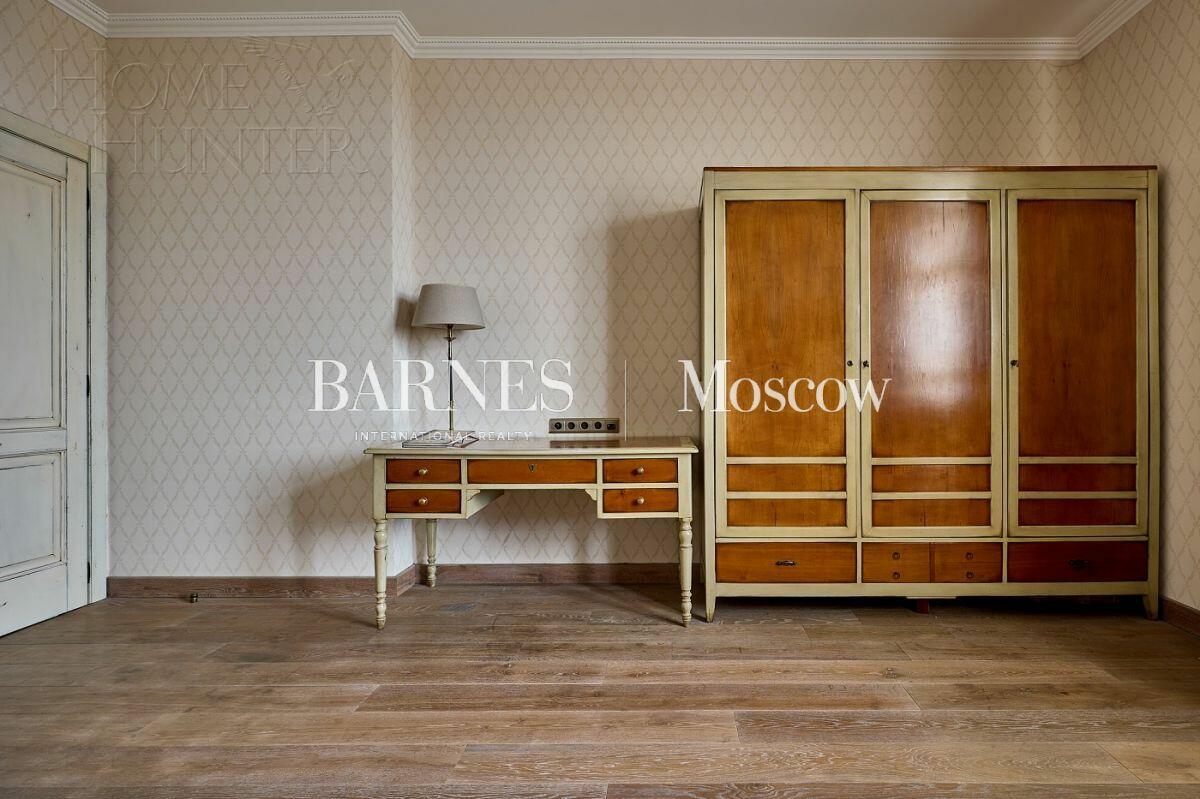 4-КОМН. КВАРТИРА С ОТДЕЛКОЙ 177.6 М² НА 10 ЭТАЖЕ