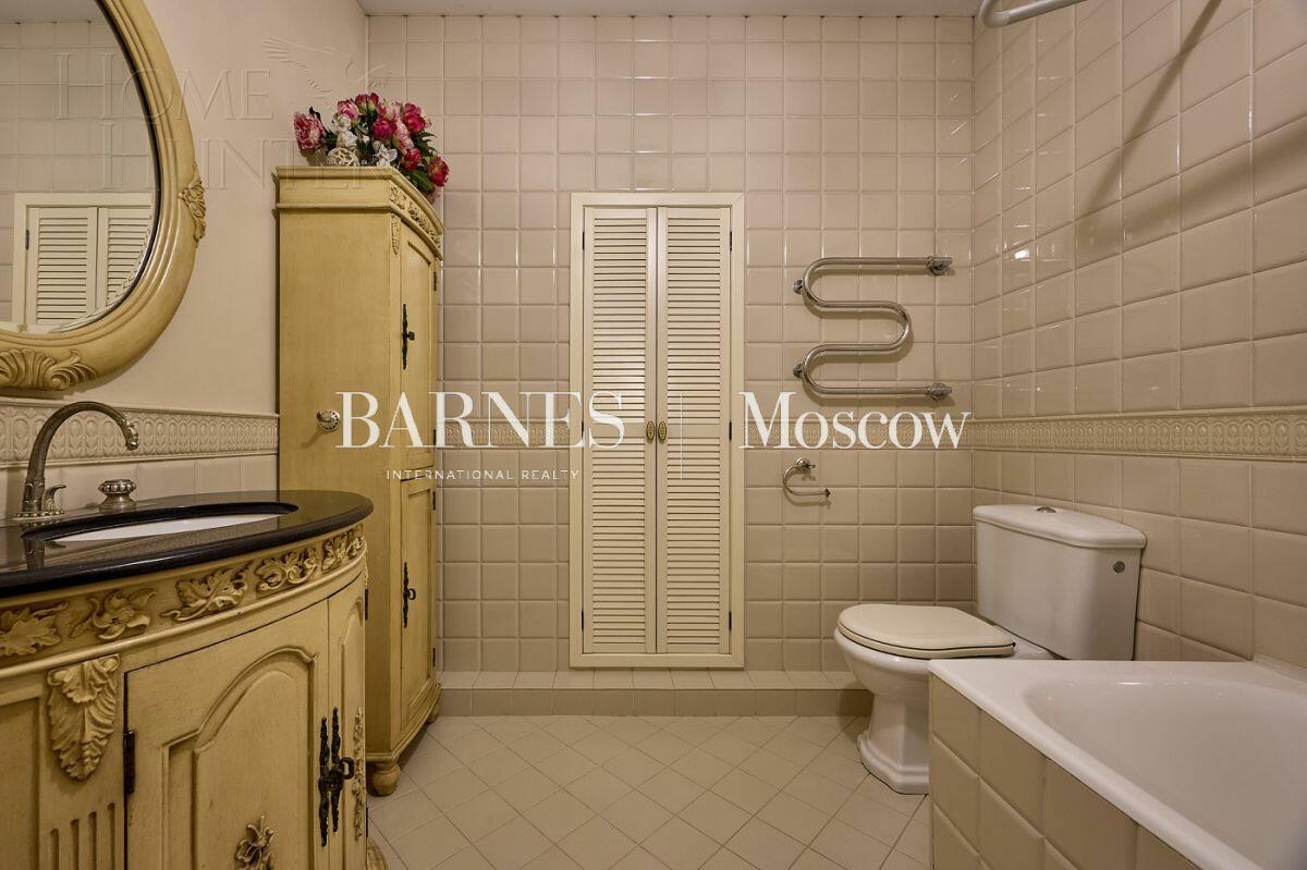 4-КОМН. КВАРТИРА С ОТДЕЛКОЙ 177.6 М² НА 10 ЭТАЖЕ