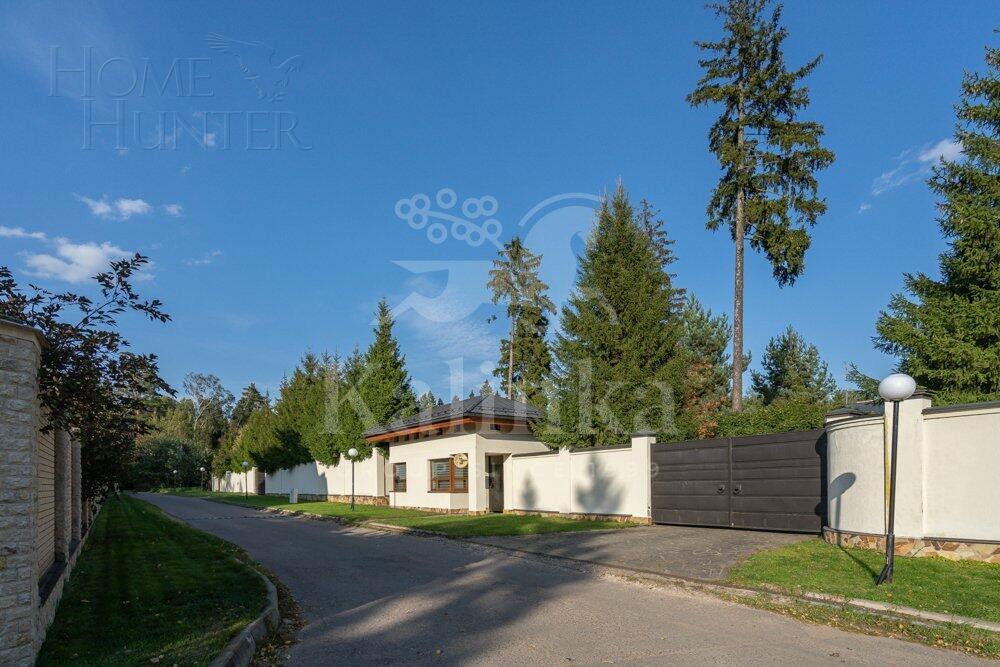 2-этажный коттедж 2 800 м² с отделкой