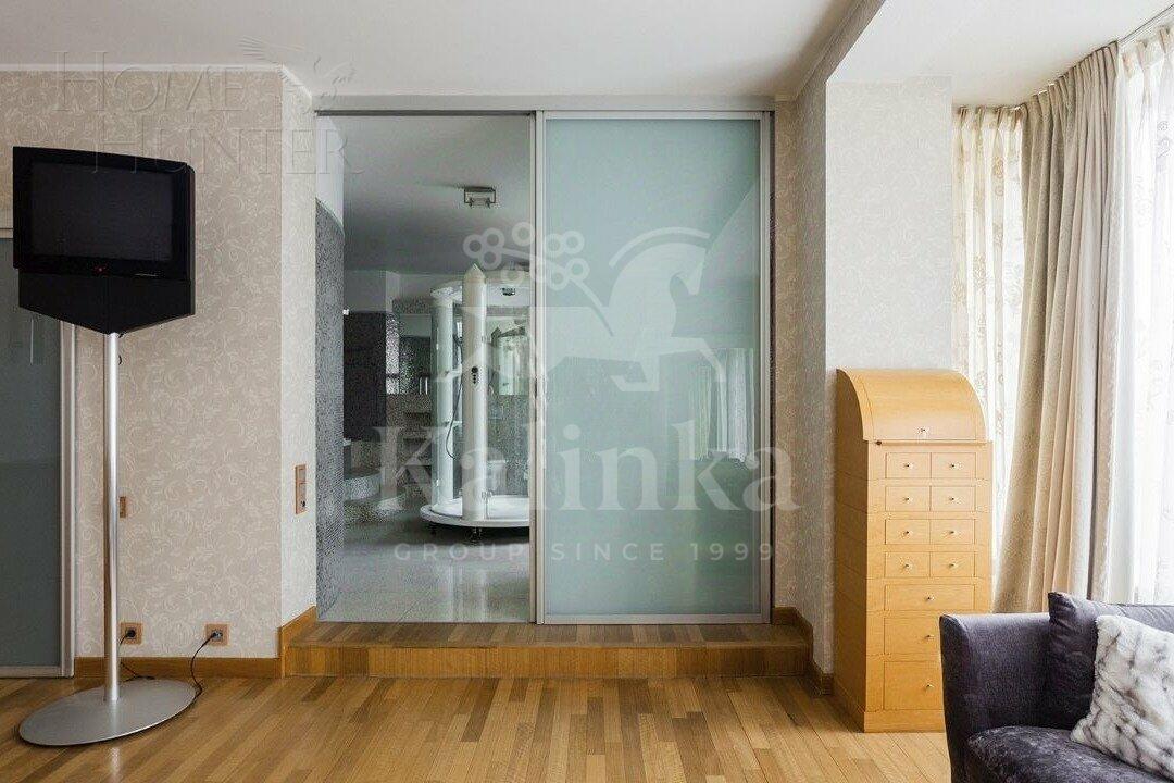 2-УРОВНЕВАЯ КВАРТИРА С ОТДЕЛКОЙ 246 М² НА 4 ЭТАЖЕ