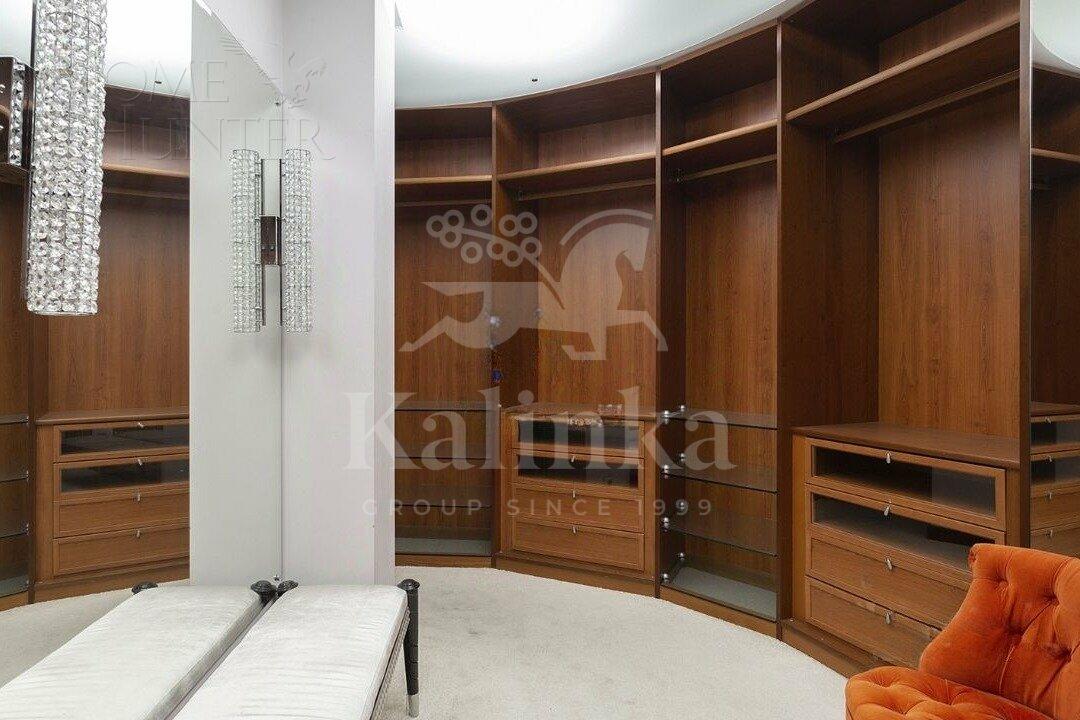 2-УРОВНЕВАЯ КВАРТИРА С ОТДЕЛКОЙ 246 М² НА 4 ЭТАЖЕ