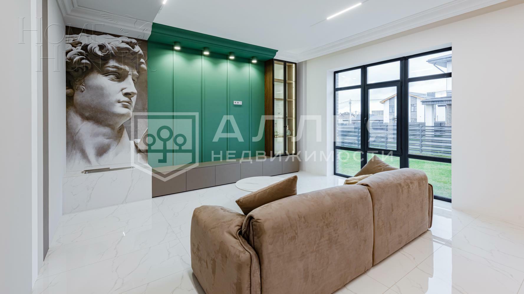 2-этажный коттедж 250 м² с отделкой