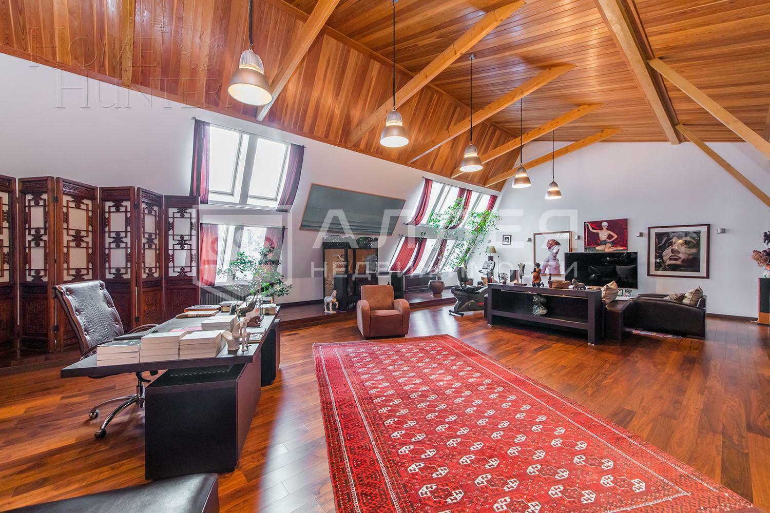 3-этажный коттедж 1 000 м² с отделкой