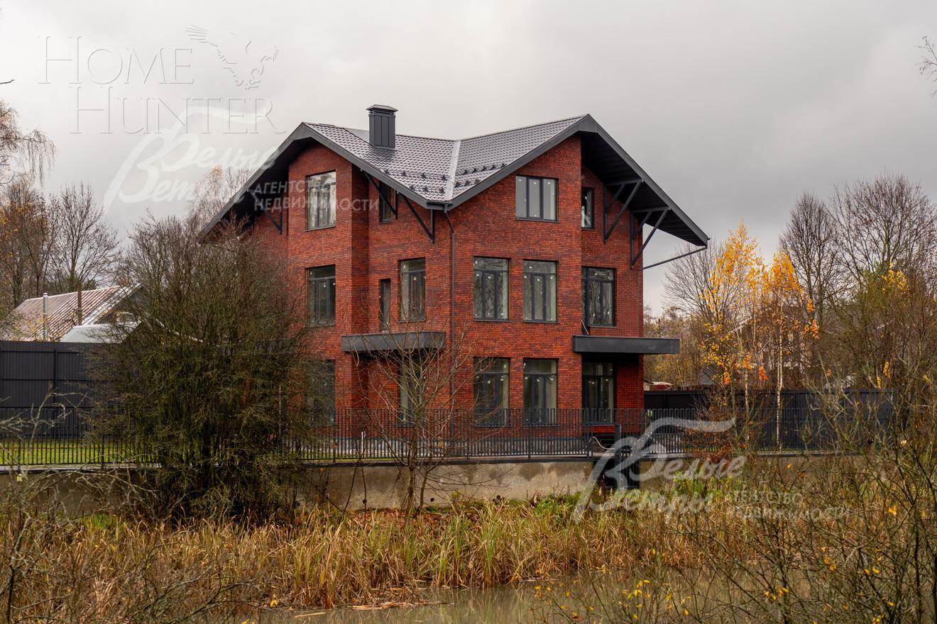 2-этажный коттедж 443 м² без отделки