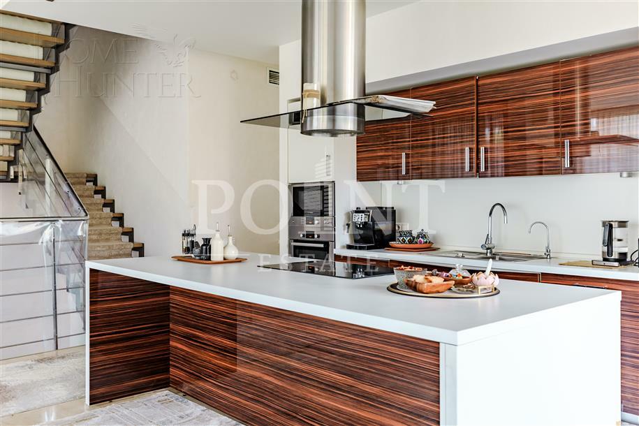 2-этажный коттедж 390 м² с отделкой