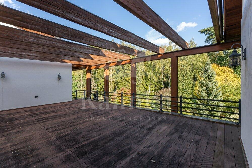 2-этажный коттедж 2 800 м² с отделкой