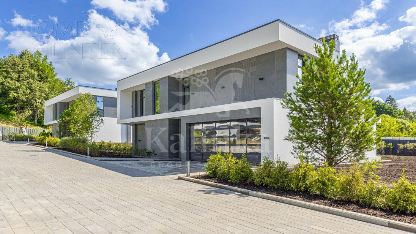 2-этажный коттедж 347 м² с отделкой