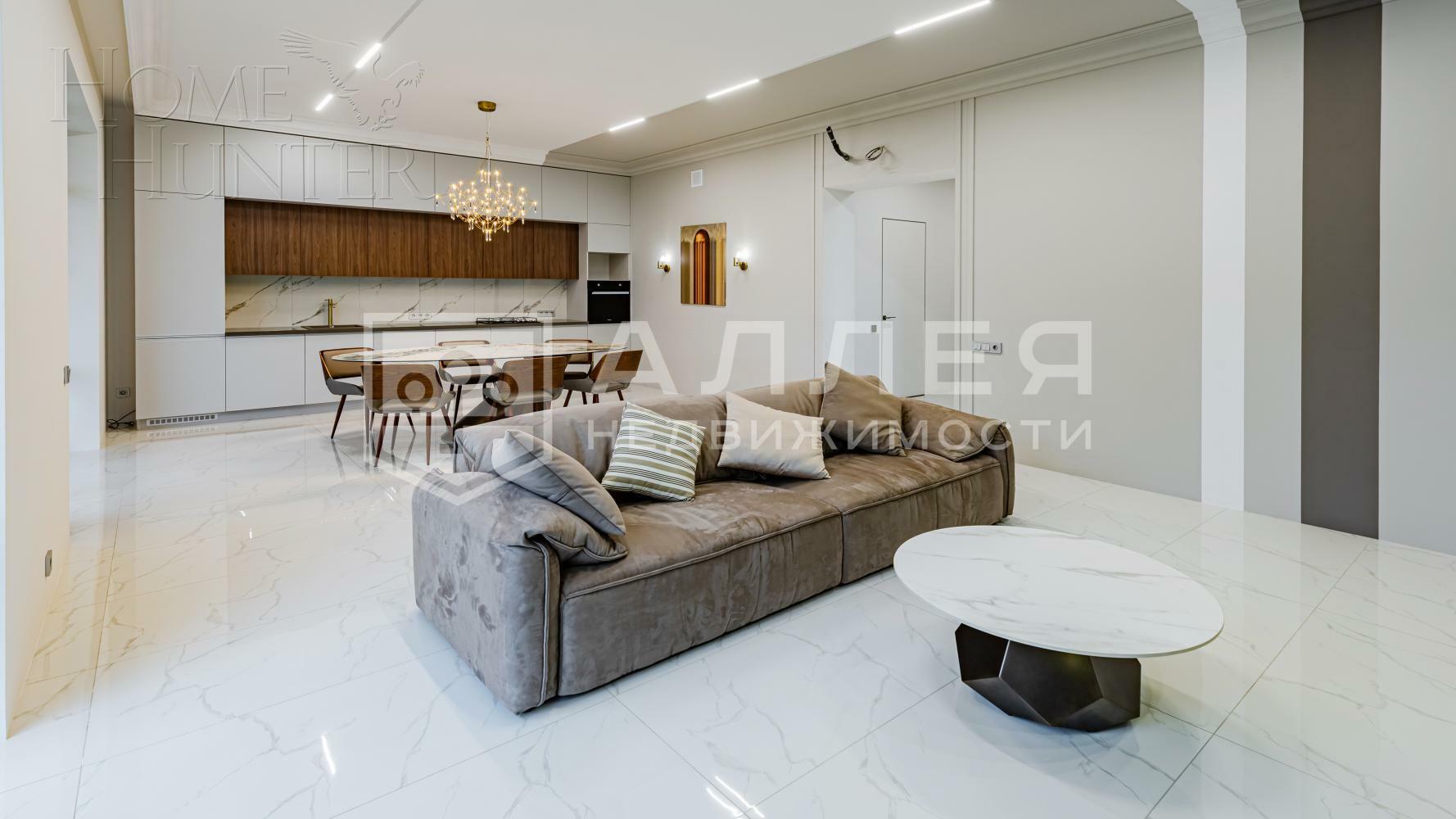 2-этажный коттедж 250 м² с отделкой