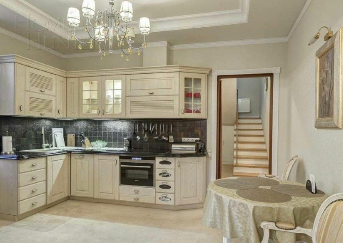 2-этажный коттедж 450 м² с отделкой