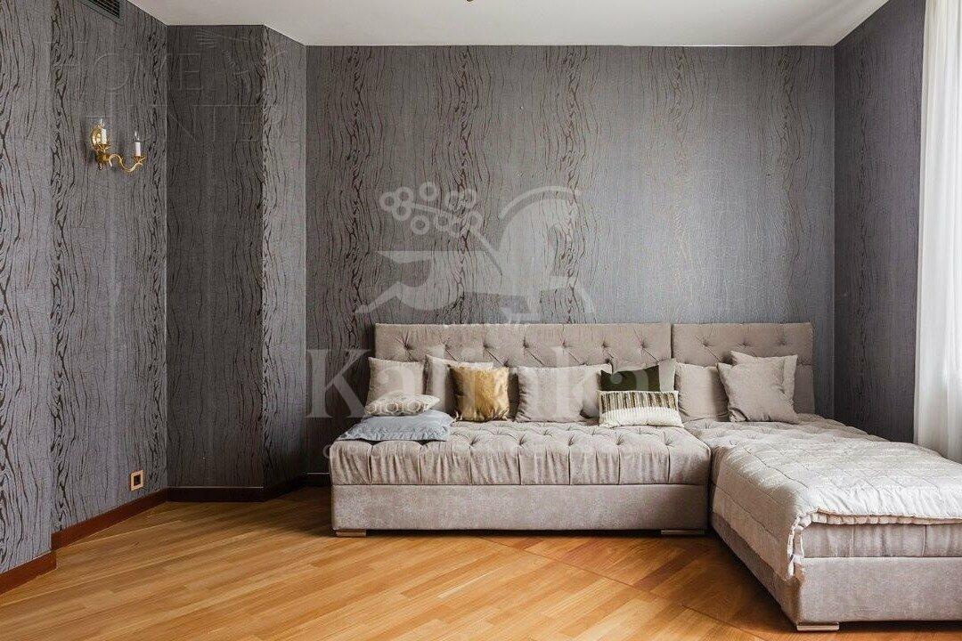 2-УРОВНЕВАЯ КВАРТИРА С ОТДЕЛКОЙ 246 М² НА 4 ЭТАЖЕ