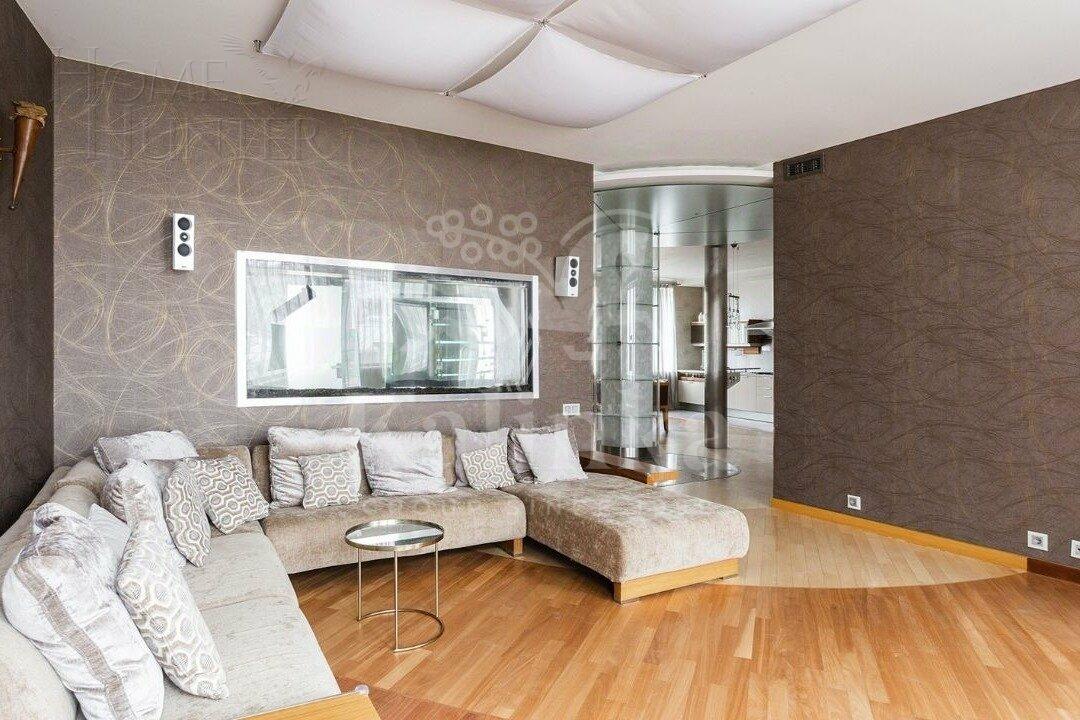 2-УРОВНЕВАЯ КВАРТИРА С ОТДЕЛКОЙ 246 М² НА 4 ЭТАЖЕ