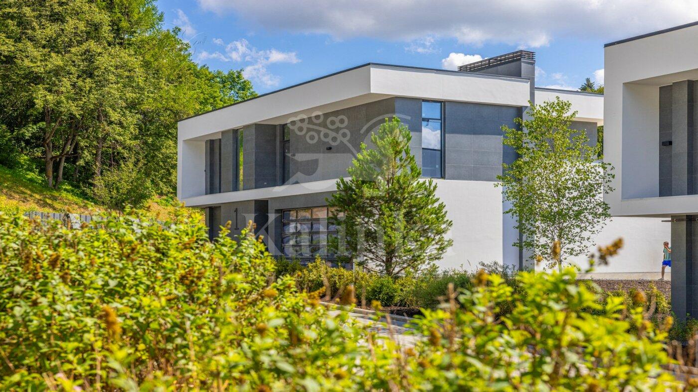 2-этажный коттедж 347 м² с отделкой