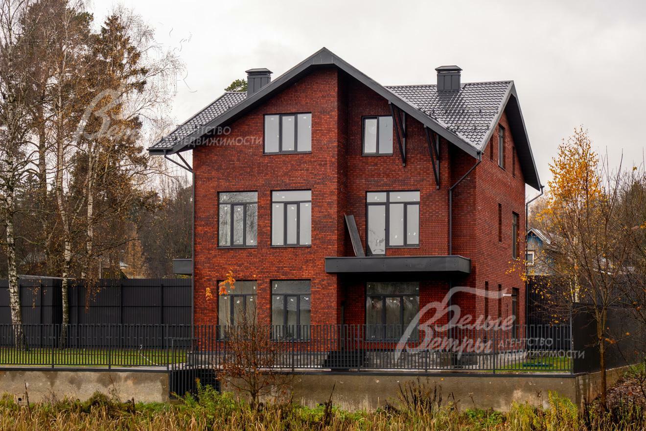 2-этажный коттедж 443 м² без отделки