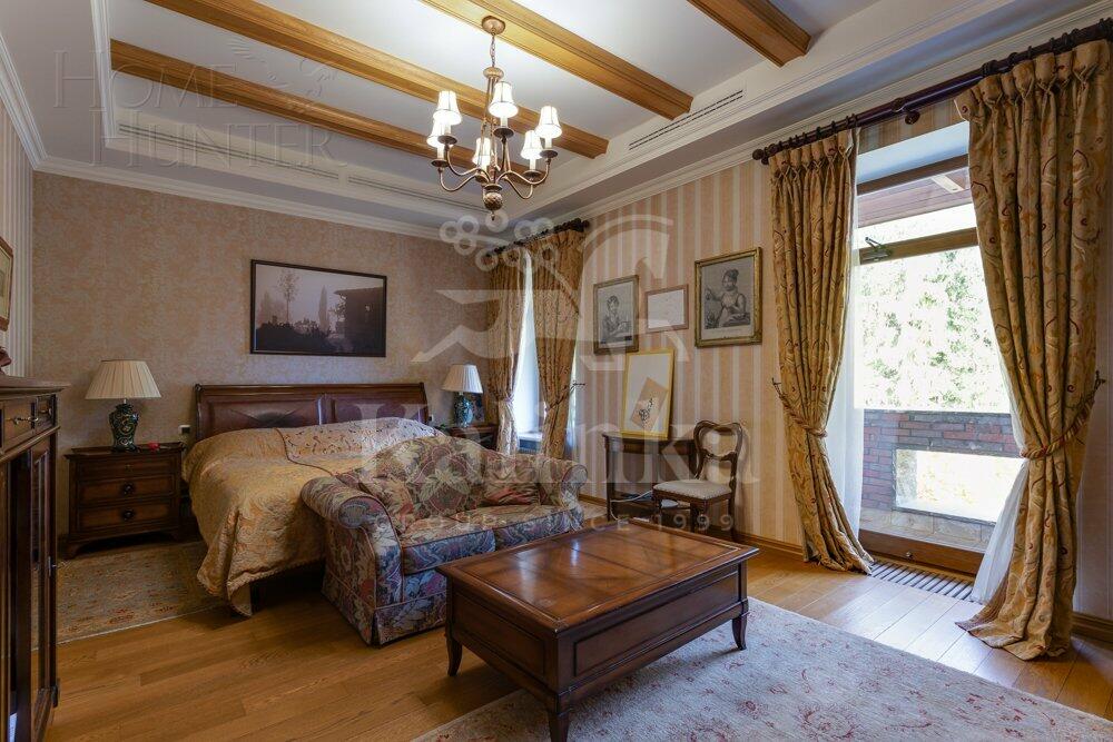 2-этажный коттедж 2 800 м² с отделкой